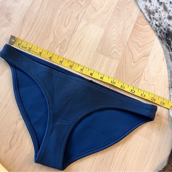 TRIANGL Two Piece Floral Tropical Navy Bikini Size Small - Picture 12 of 12